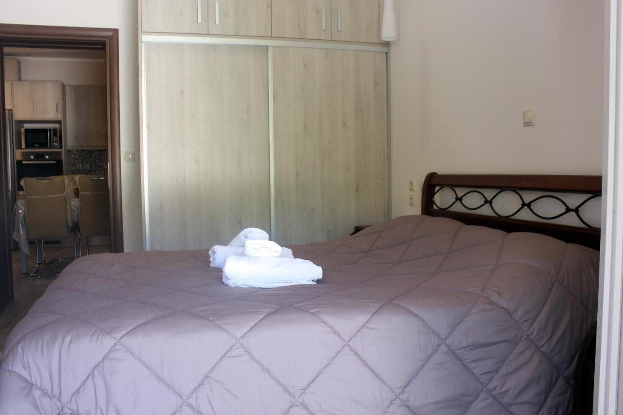 Theos Apartments Agios Stefanos Avliotes  Eksteriør bilde