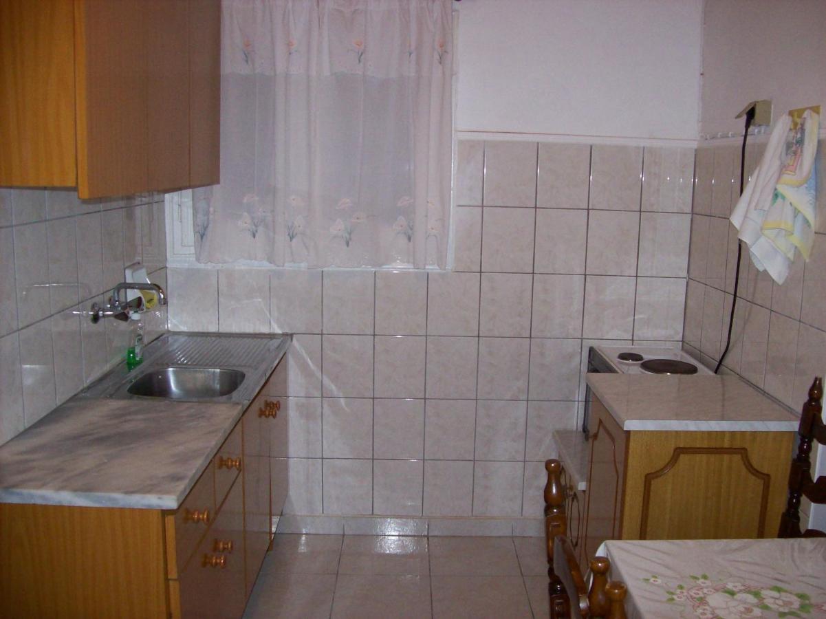 Theos Apartments Agios Stefanos Avliotes  Eksteriør bilde