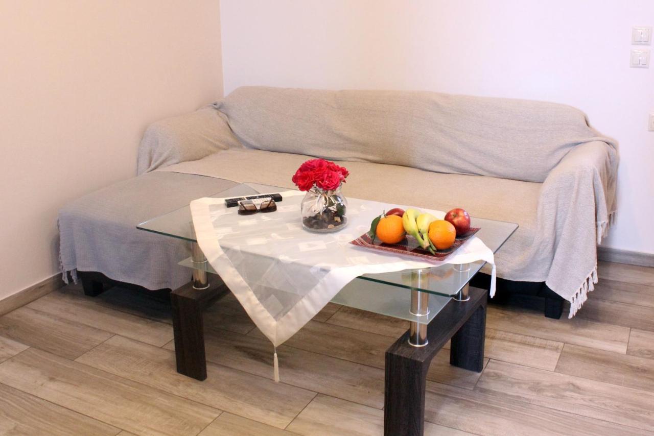 Theos Apartments Agios Stefanos Avliotes  Eksteriør bilde